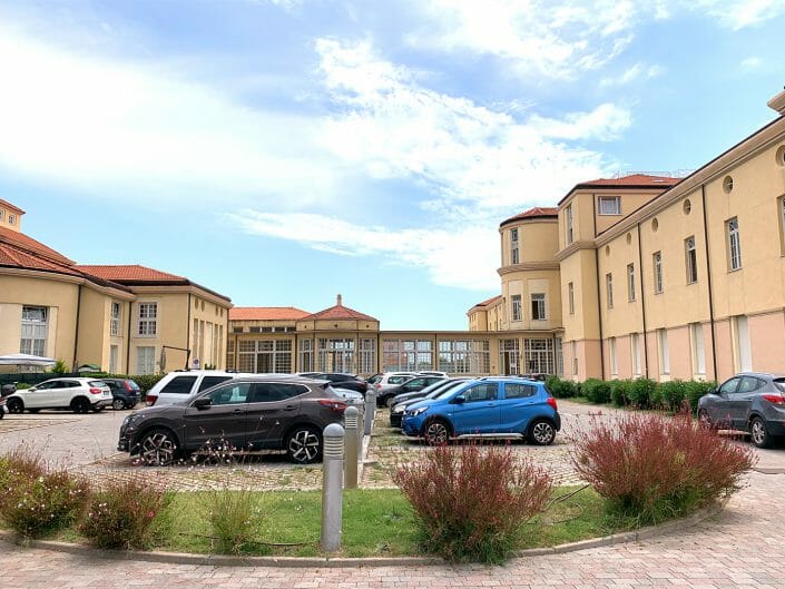 Parkplatz Innenhof Ferienwohnung am Strand